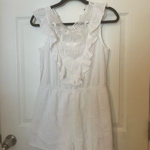 Express white jumper romper size large